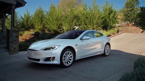 Per 28 nov 2020, ada 31 harga tesla model x bekas dengan harga dari rp 300 juta hingga rp 4,4 milyar. Tesla Model S/X Guides - CarAuto2u Malaysia - YouTube