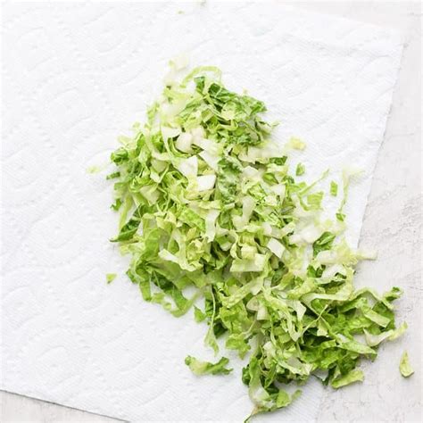 How To Cut Lettuce Step By Step Tutorial Feelgoodfoodie