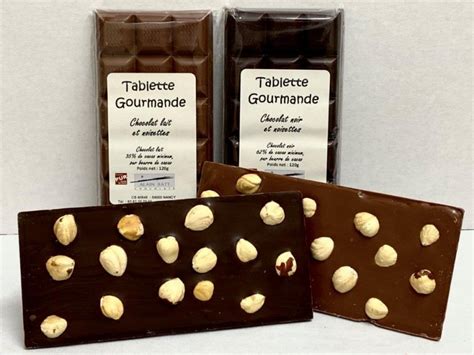 Tablette Gourmande Noisettes Chocolat Noir Tablettes De Chocolat