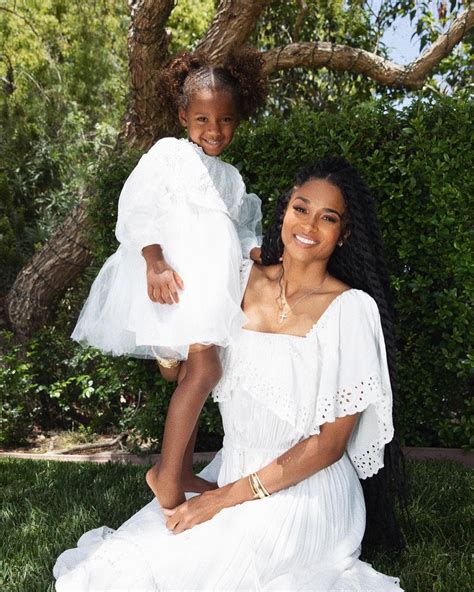 Ciara Looked Stunning In An All White Photo Shoot With Her Daughter Sienna Wilson Melody Jacob