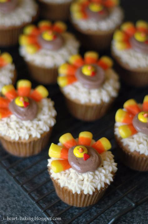 These thanksgiving cupcakes feature all of your favorite fall flavors, like pumpkin spice, cinnamon, and candy apples, and you can even decorate them and if you have some thanksgiving cupcakes left over after dinner — which will be very unlikely — you can store them in the fridge for up to a week. i heart baking!: thanksgiving turkey cupcakes - brown ...