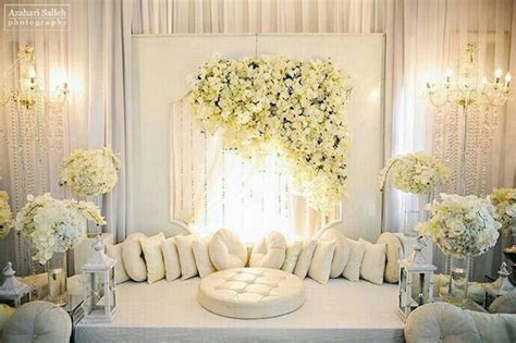 So kenangann ini akan menjadi suatu memori yang berbeza pada pengunjung tetamu yang hadir. 13 Idea Pelamin Simple, Duit Jimat Dan Nampak Cantik - iLabur