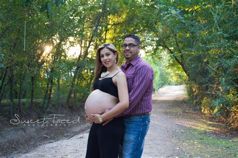 Inspirasi Terkini Maternity Photo Shoot Ideas With Husband