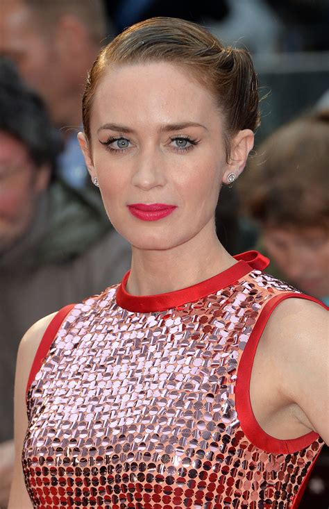 Родилась 23 февраля 1983 года в лондоне. Emily Blunt opens up about her struggles with stuttering ...