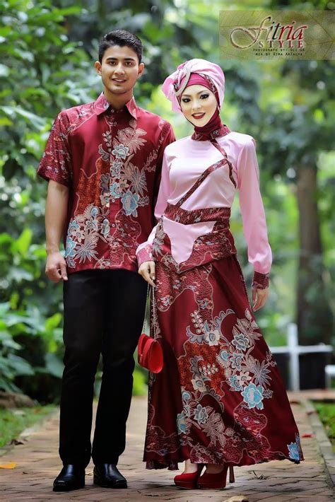 Pakaian untuk anak perempuan, dresses warna pink murah meriah. 25 Trend Model Baju Muslim Batik Untuk Semua Usia Style ...