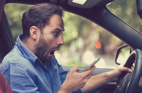 What You Should Know About Distracted Driving - ANTHEM INJURY LAWYERS