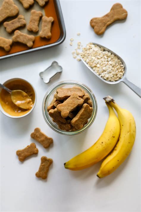 3 Ingredient Peanut Butter Banana Dog Treats Homemade By Flora And Vino