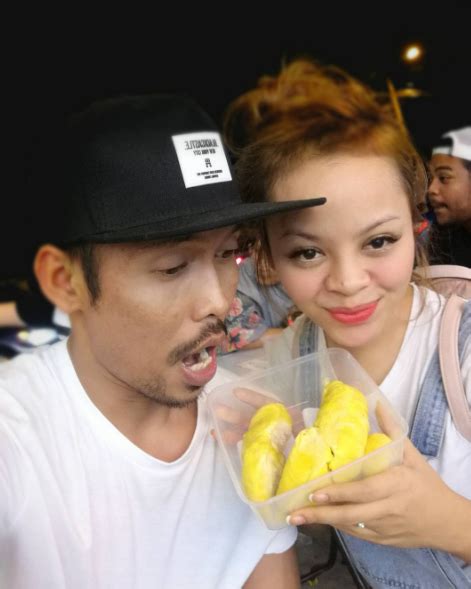 See more of shuib sepahtu & siti sarah on facebook. Siti Sarah Dan Shuib Bercerai