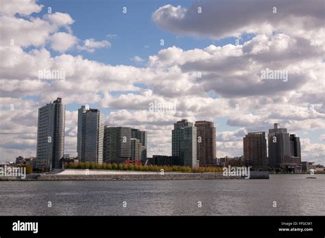 Long Island City Skyline New York Stock Photo Alamy