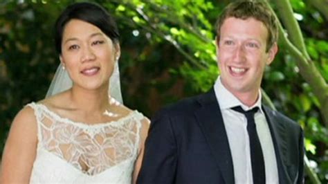 We did not find results for: Facebook founder Mark Zuckerberg's new 'married' status ...