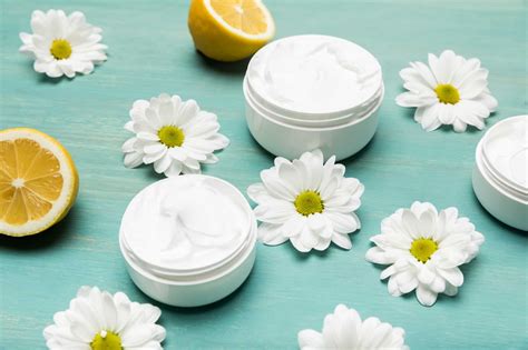 9 Best Organic Face Moisturizers With Spf