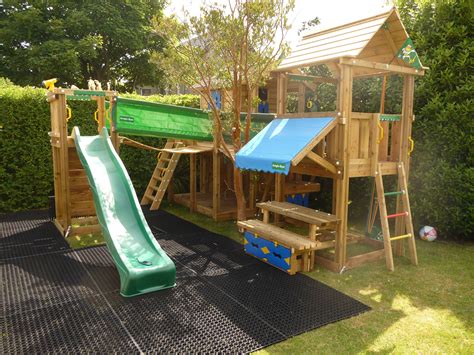 We create imaginative, organic wooden jungle gyms for children's play areas. Jungle Gym built by David Dean for Woodstoc Northern Ireland. | Backyard jungle gym, Backyard ...