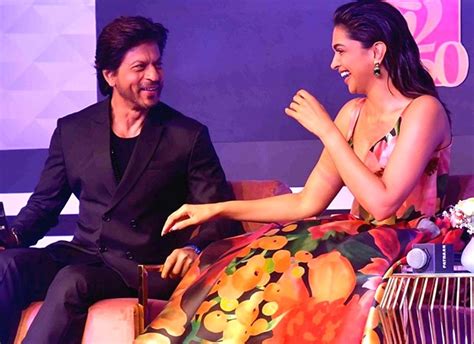 Shah Rukh Khan Lauds Deepika Padukones Fight Scene In Pathaan Calls It “the Sexiest