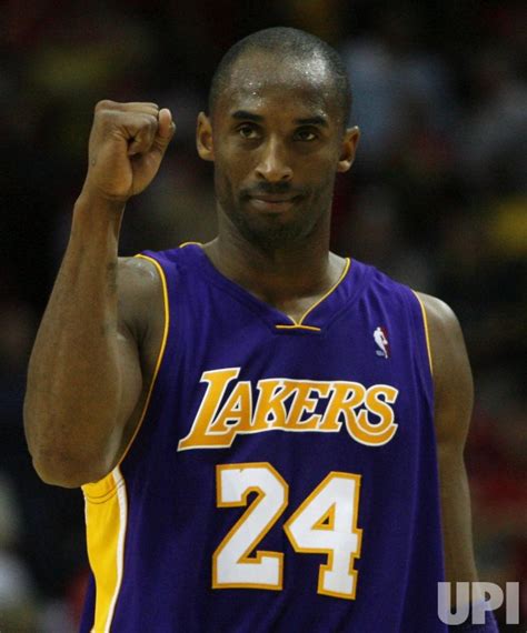 Photo Los Angeles Lakers Guard Kobe Bryant Pumps His Fist In