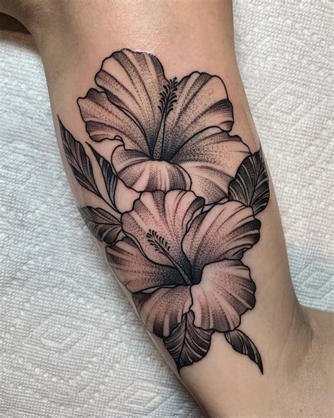 101 amazing traditional flower tattoo ideas that will blow your mind artofit