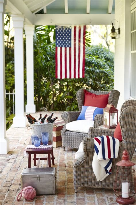 Outshine the fireworks with these patriotic ideas. Patriotic Decor - House of Hargrove