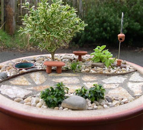 Bringing Your Outdoor Mini Garden Inside The Mini