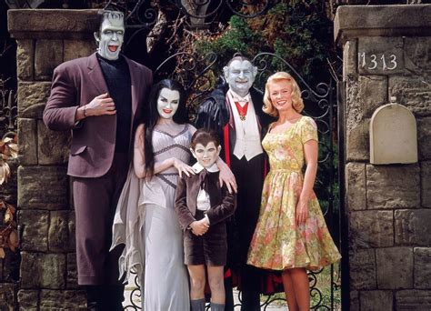 Rob Zombies Reboot Of The Munsters Rated Pg Mxdwn Movies