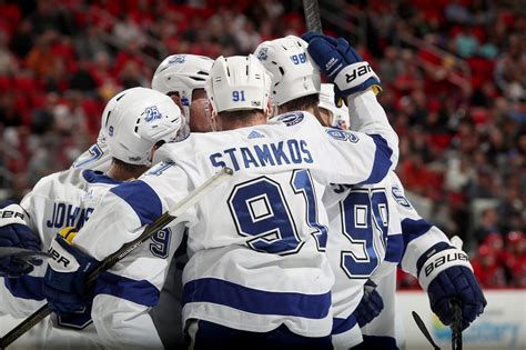Tampa Bay Lightning Extend Win Streak To 3 With Victory Over Carolina