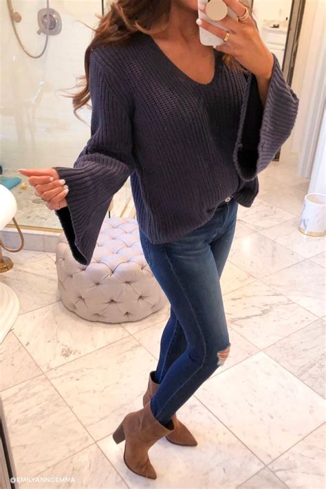 Looove This Sweater With Wide Sleeves Casual Outfit For Fall And Winter Season Emily Gemma