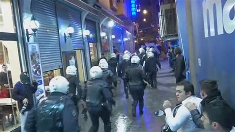 Turkish Police Fire Tear Gas On Istanbul Protesters
