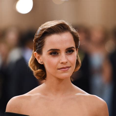 Emma Watson Fakes Pimpandhost