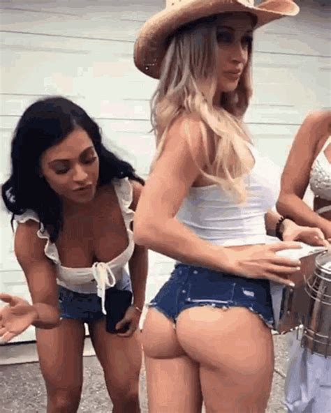 474px x 592px - How About Some Gifs Country Girl City Life | SexiezPix Web Porn