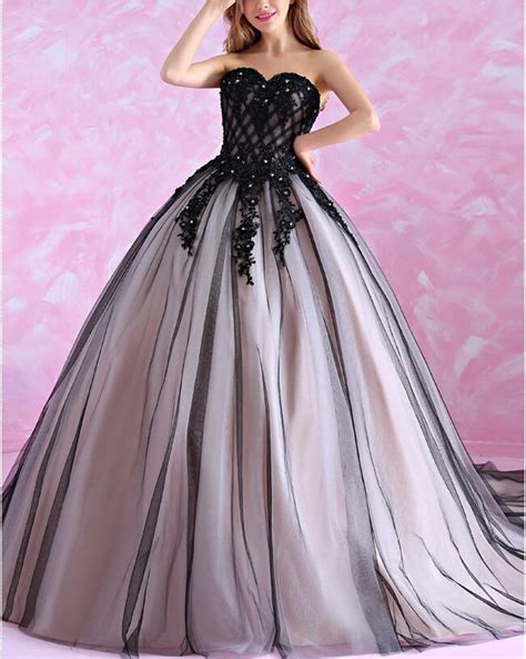 2017 Ball Gown Black Gothic Wedding Dresses Sweetheart Beaded Lace