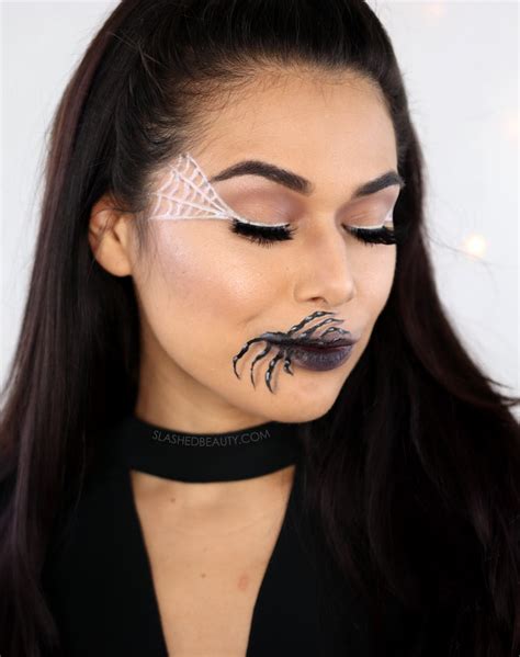 Easy Halloween Makeup Idea Spider Mouth Slashed Beauty
