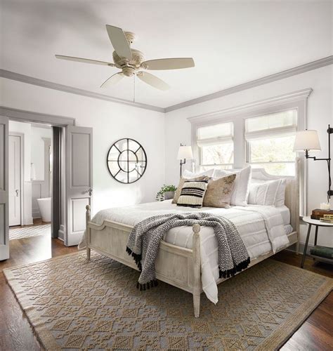 33 The Best White Master Bedroom Design And Decoration Ideas Homyhomee