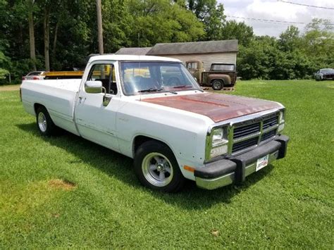 Sold 1992 Ram D150 Lwb Lowered Low Miles Rust Free For A Bodies