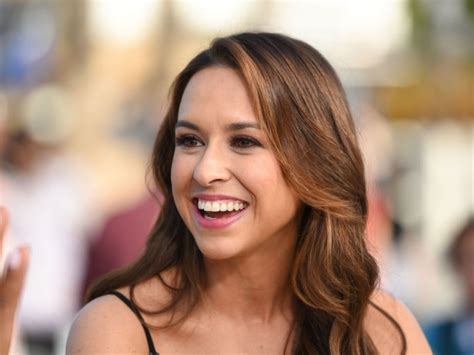 Lacey Chabert Net Worth 2020, Early Life, Height, Weight, Career