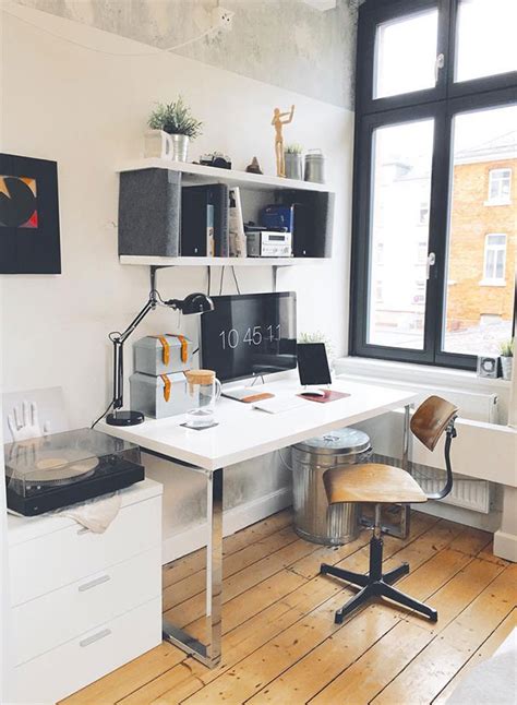 10 Well Managed Creative Workspaces For Graphic Designers