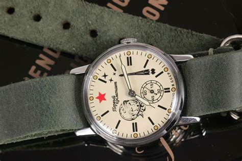 Wrist Watch Pobeda Yuri Gagarin First Cosmonaut Soviet Mans Watches
