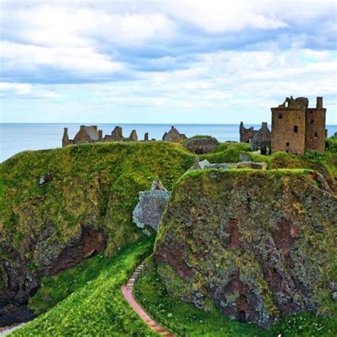 Wer in den highlands wandern möchte oder einen munro besteigen will, sollte in den monaten mai bis. Dunnottar Castle: Wandern in Schottland | Schottland ...