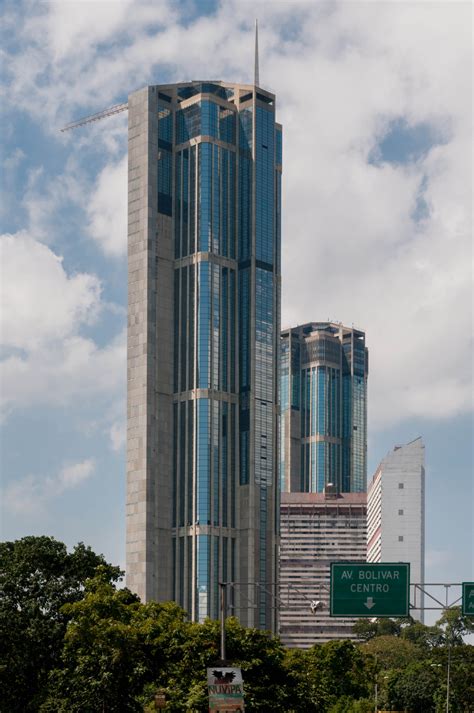 galería de estos son los 10 edificios más altos de latinoamérica 2