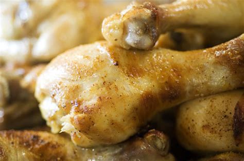 Made with just brown sugar, paprika, oregano, garlic powder, salt and pepper, the secret ingredient in this is brown sugar Spicy Roasted Chicken Legs | The Pioneer Woman Cooks | Ree ...