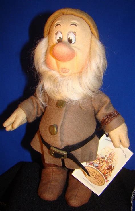 R John Wright Snow White And The Seven Dwarfs 10” Sneezy Disney Doll Near Mint 1997864567