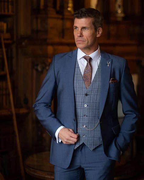 A new service from moss bros, moss box is the ﬁrst subscription rental clothing offering exclusively for men in the uk. Wedding Suits for Men 2019: New Trends and Ideas for Mens ...