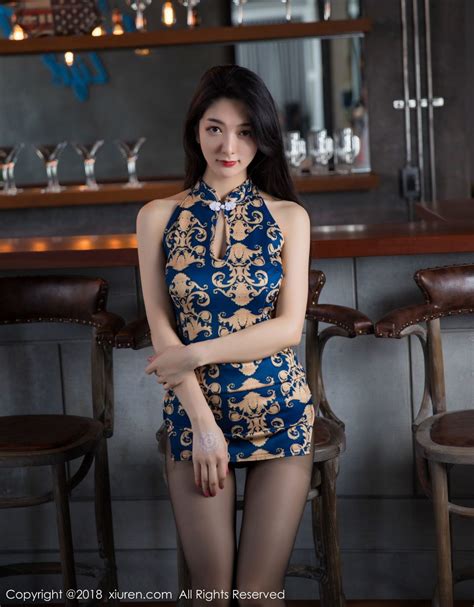 Xiuren No Xiao Reba Model Hot With Sexy Chinese Dress