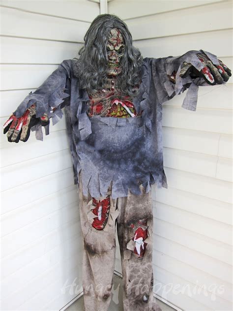 Spooky halloween diy room decor! 25 Zombie Halloween Decorations Ideas - Decoration Love