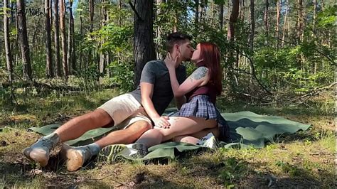 Public Couple Sex On A Picnic In The Park Kleomodel Xxx Videos Porno Móviles And Películas
