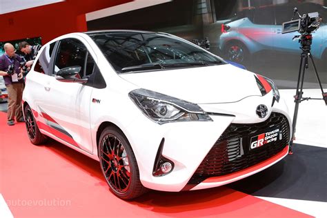 Toyota Yaris Grmn Hot Hatch Joins Facelift And Wrc Race Car In Geneva