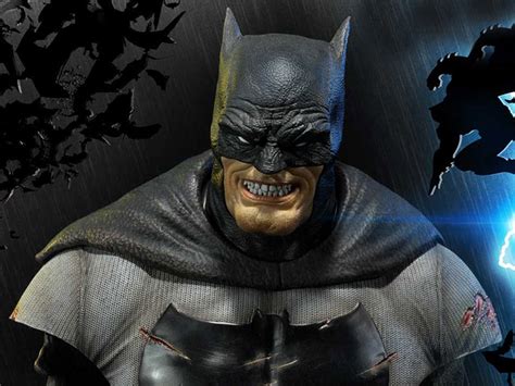 Batman Arkham City The Dark Knight Returns Premium Bust