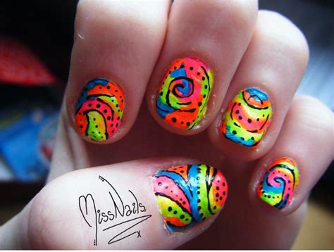 Abstract Neon By Missnails On Deviantart Swirl Nail Art Funky Nail