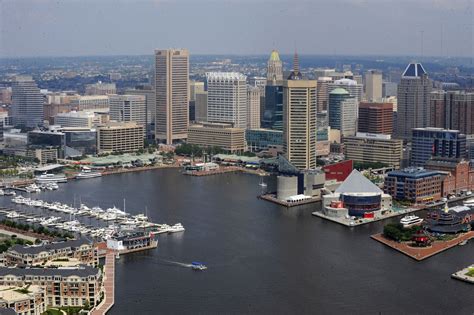 Downtown Baltimore adds residents in 2015, while employment declined - Baltimore Sun