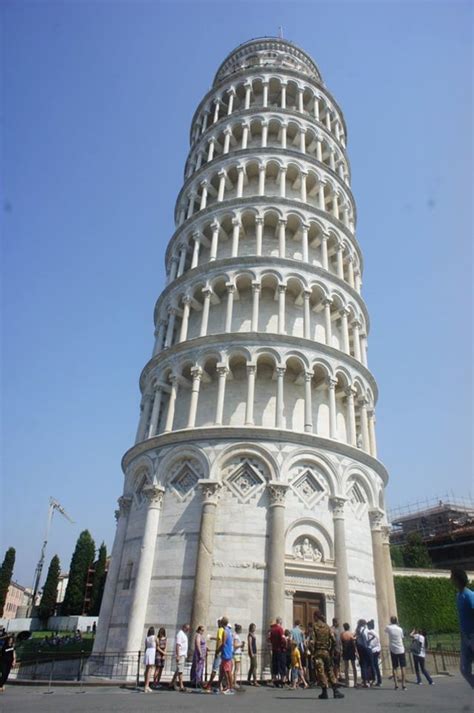4 Fakta Menarik Menara Pisa Salah Satu Situs Keajaiban Dunia