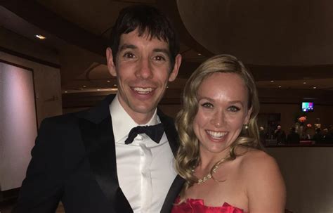 Alexander honnold is an american rock climber best known for his free solo ascents of big walls, in particular his soloing el capitan, in yo. Alex Honnold Wiki: Parents, Sister, Girlfriend & More ...