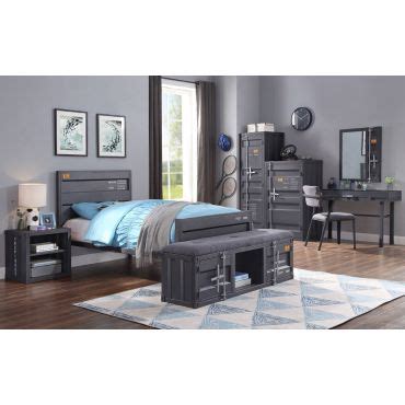 Create a calming ambiance in your child's room with the timeless hanover youth collection of exquisite bedroom furniture. Container White Youth Bedroom Furniture