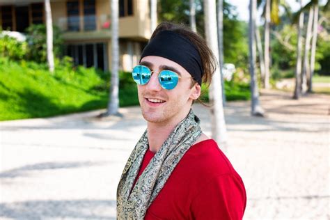 Discount prices and availability are subject to change. Drammens Tidende - Andreas (26) har satt dødsdatoen for ...